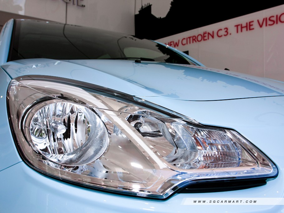 https://i.i-sgcm.com/new_cars/cars/10916/10916_g7