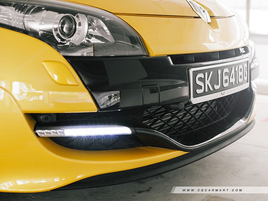 https://i.i-sgcm.com/new_cars/cars/10918/10918_g77