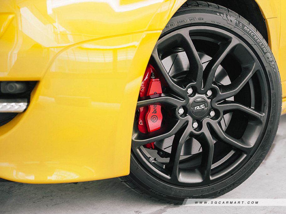 https://i.i-sgcm.com/new_cars/cars/10918/10918_g79