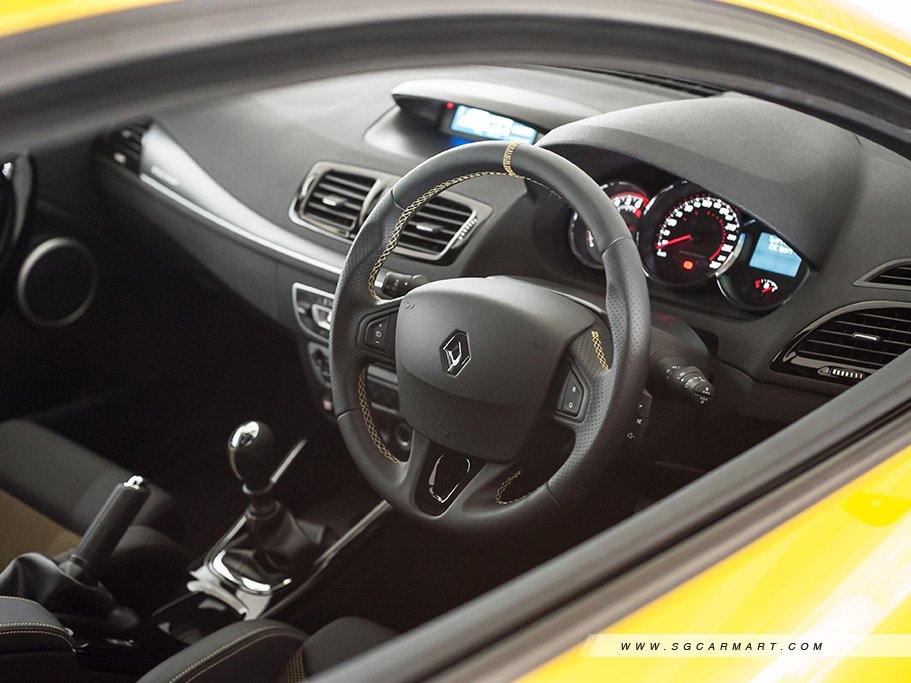 https://i.i-sgcm.com/new_cars/cars/10918/10918_g86