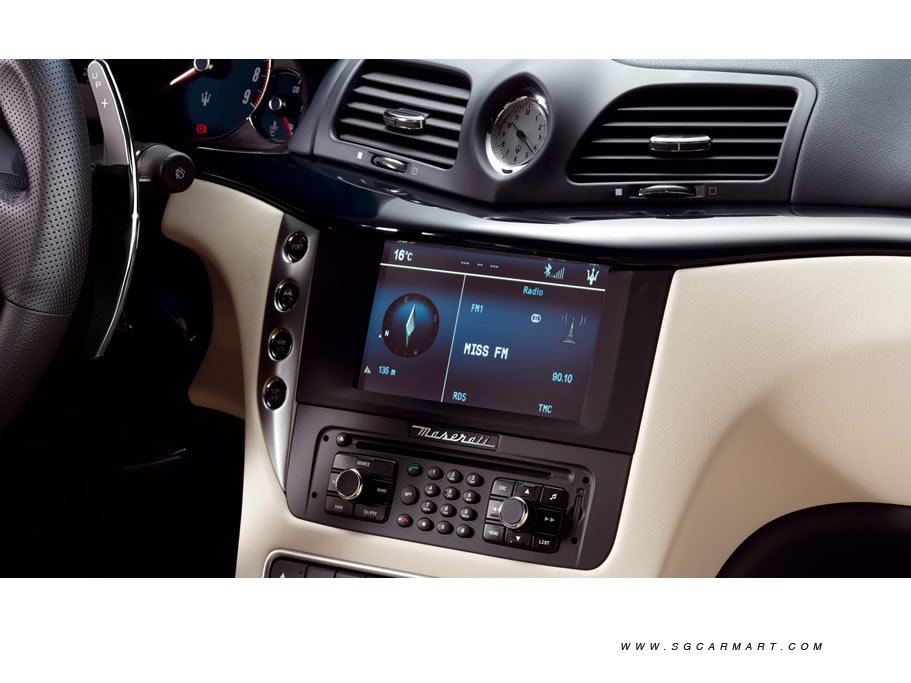 https://i.i-sgcm.com/new_cars/cars/10927/10927_g10