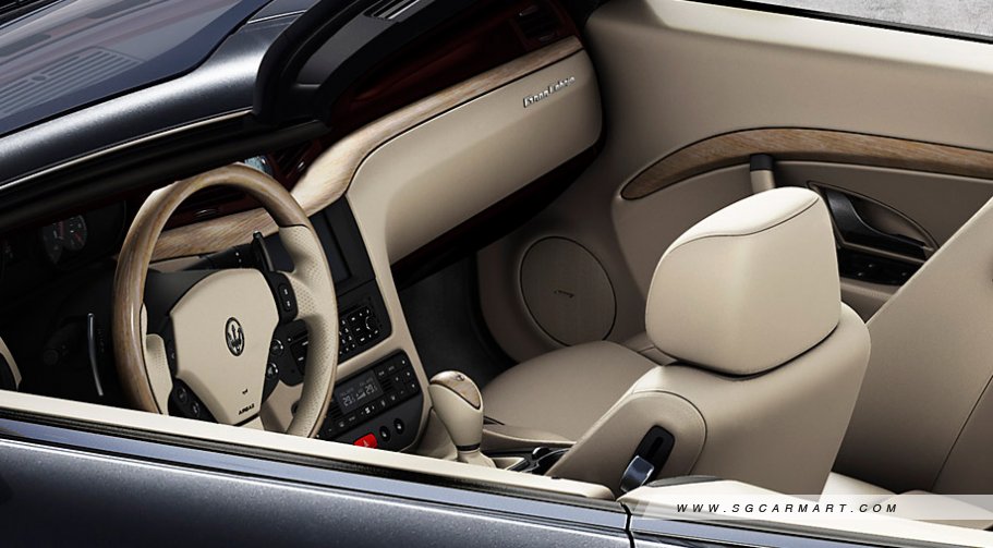 https://i.i-sgcm.com/new_cars/cars/10927/10927_g9
