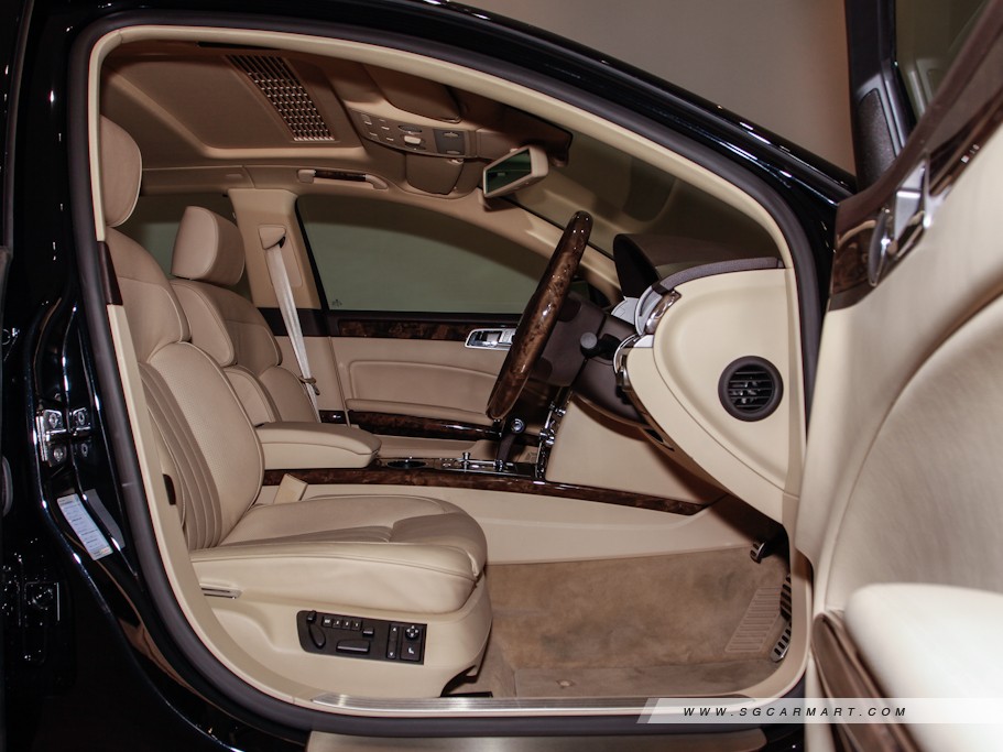 https://i.i-sgcm.com/new_cars/cars/10930/10930_g61