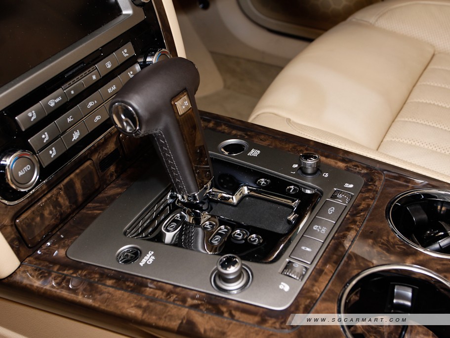 https://i.i-sgcm.com/new_cars/cars/10930/10930_g68