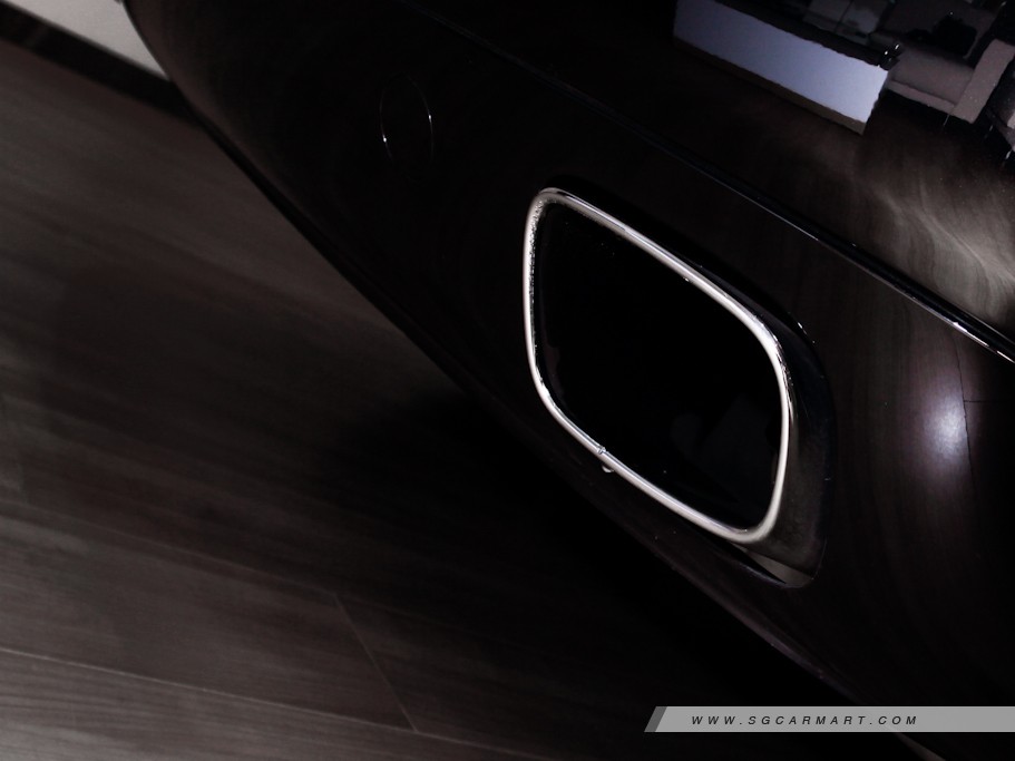 https://i.i-sgcm.com/new_cars/cars/10930/10930_g76