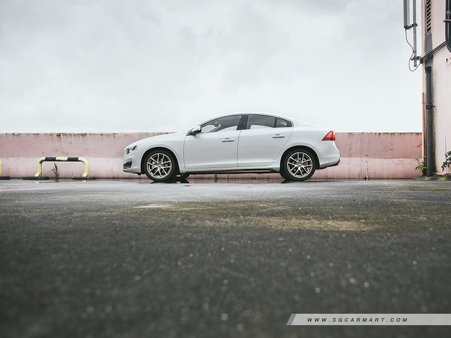 https://i.i-sgcm.com/new_cars/cars/10935/10935_g4
