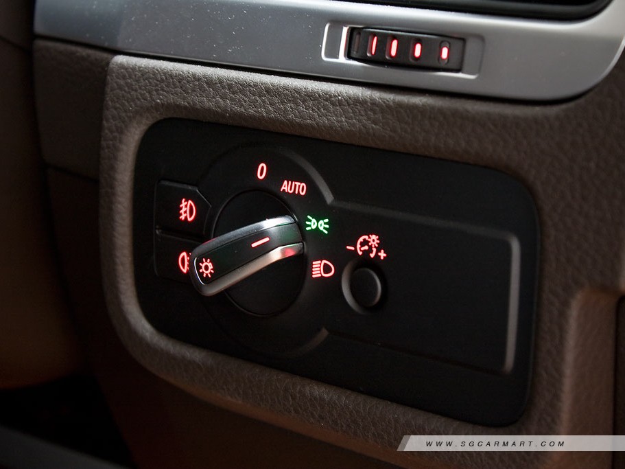 https://i.i-sgcm.com/new_cars/cars/10937/10937_g60