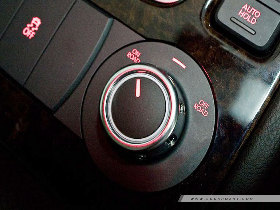 https://i.i-sgcm.com/new_cars/cars/10937/10937_g62