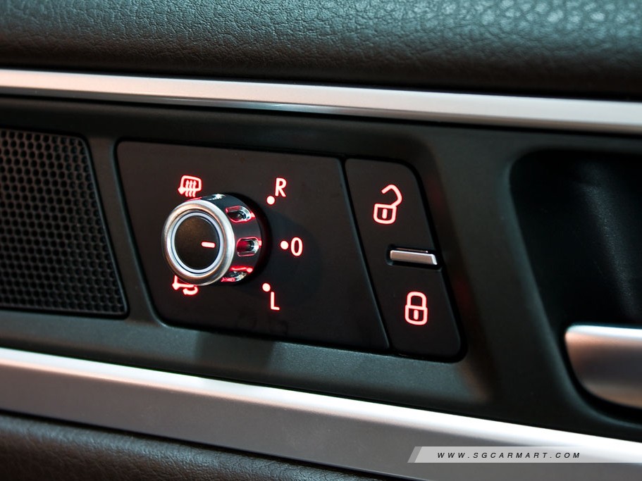 https://i.i-sgcm.com/new_cars/cars/10937/10937_g63