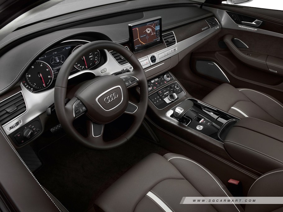 https://i.i-sgcm.com/new_cars/cars/10942/10942_g11