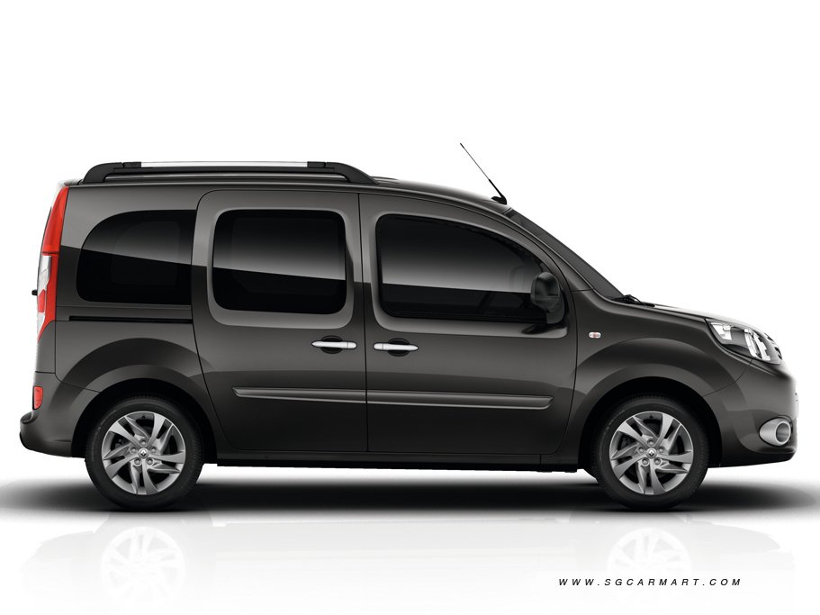 https://i.i-sgcm.com/new_cars/cars/10943/10943_g25