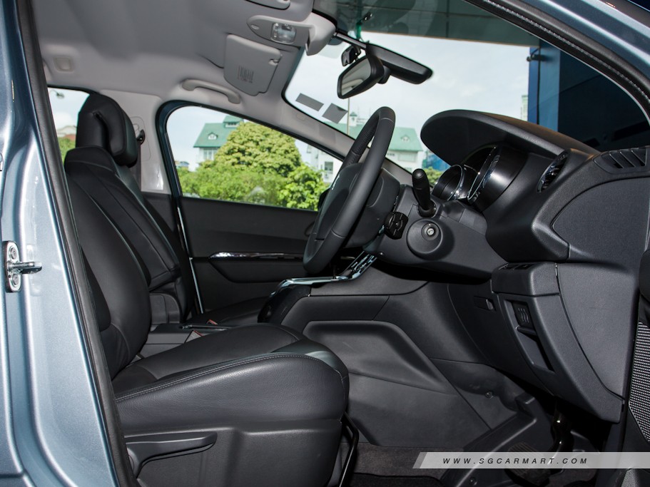 https://i.i-sgcm.com/new_cars/cars/10945/10945_g10