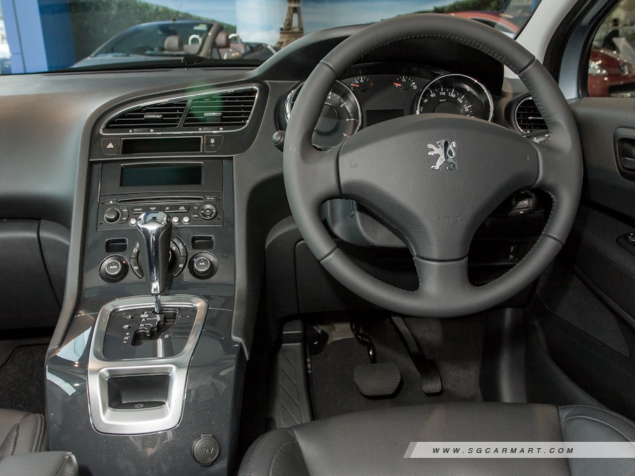 https://i.i-sgcm.com/new_cars/cars/10945/10945_g13