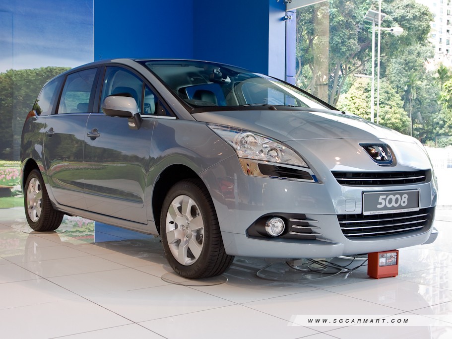 https://i.i-sgcm.com/new_cars/cars/10945/10945_g1
