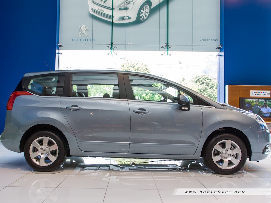 https://i.i-sgcm.com/new_cars/cars/10945/10945_g3