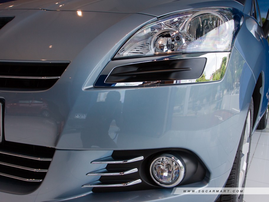 https://i.i-sgcm.com/new_cars/cars/10945/10945_g5