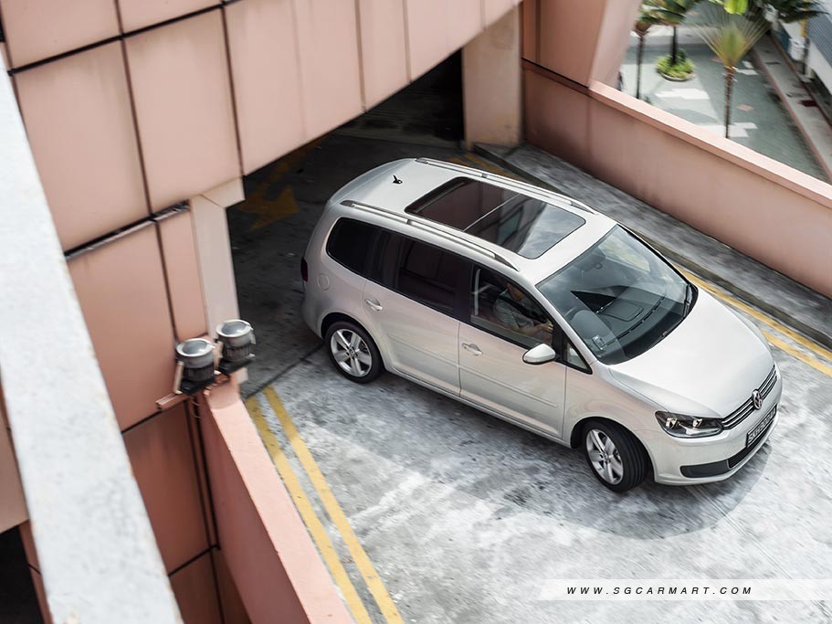 https://i.i-sgcm.com/new_cars/cars/10946/10946_g35