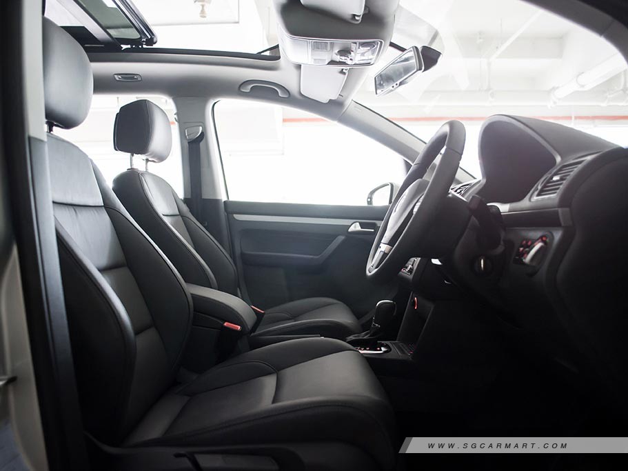 https://i.i-sgcm.com/new_cars/cars/10946/10946_g41