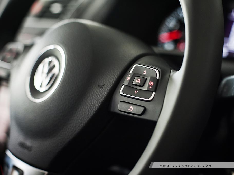 https://i.i-sgcm.com/new_cars/cars/10946/10946_g47
