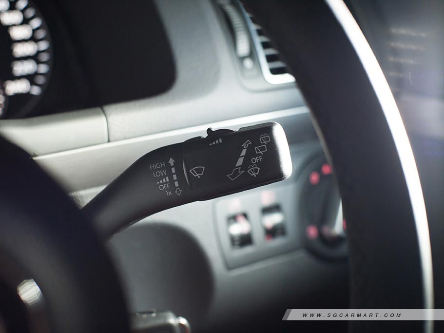 https://i.i-sgcm.com/new_cars/cars/10946/10946_g50