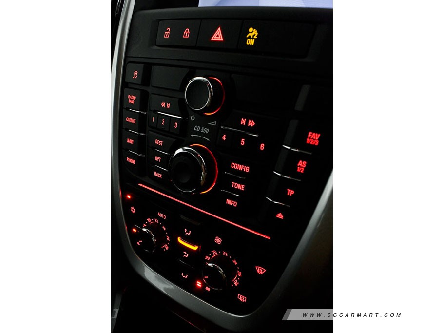 https://i.i-sgcm.com/new_cars/cars/10948/10948_g14