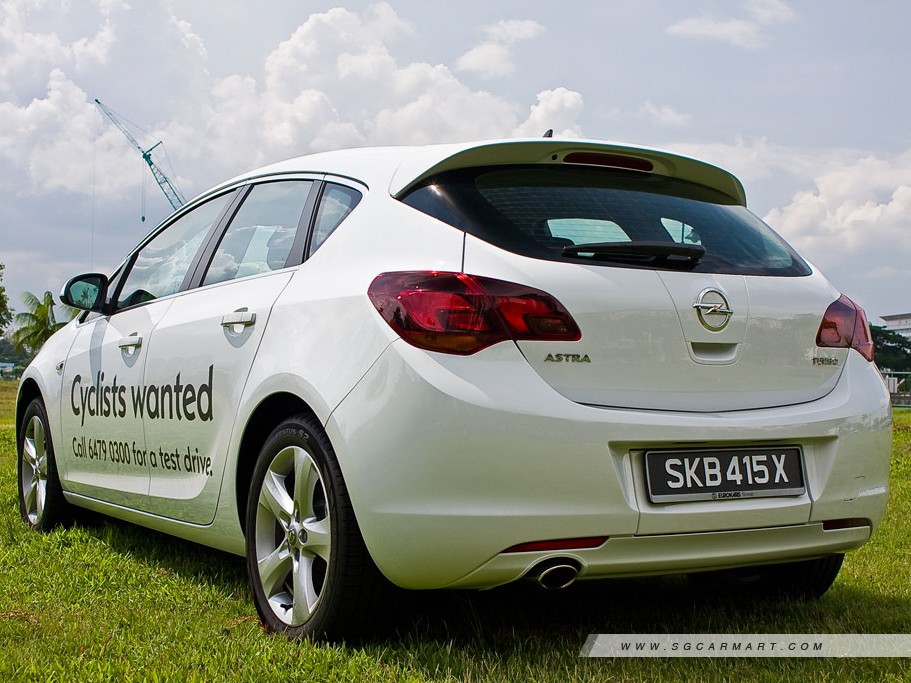 https://i.i-sgcm.com/new_cars/cars/10948/10948_g6
