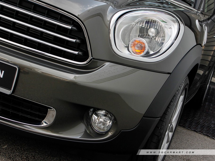 https://i.i-sgcm.com/new_cars/cars/10957/10957_g4