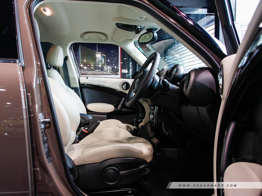 https://i.i-sgcm.com/new_cars/cars/10957/10957_g8