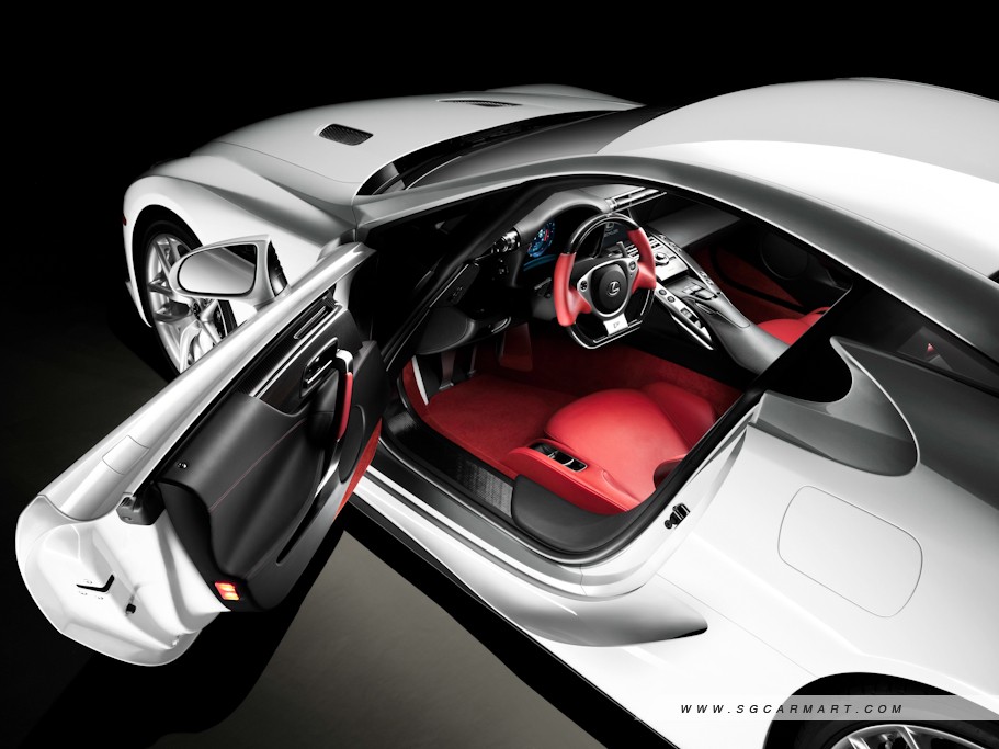 https://i.i-sgcm.com/new_cars/cars/10962/10962_g11