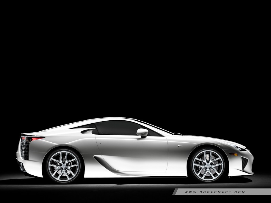 https://i.i-sgcm.com/new_cars/cars/10962/10962_g3