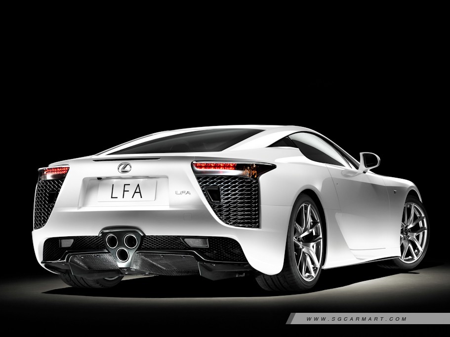 https://i.i-sgcm.com/new_cars/cars/10962/10962_g4