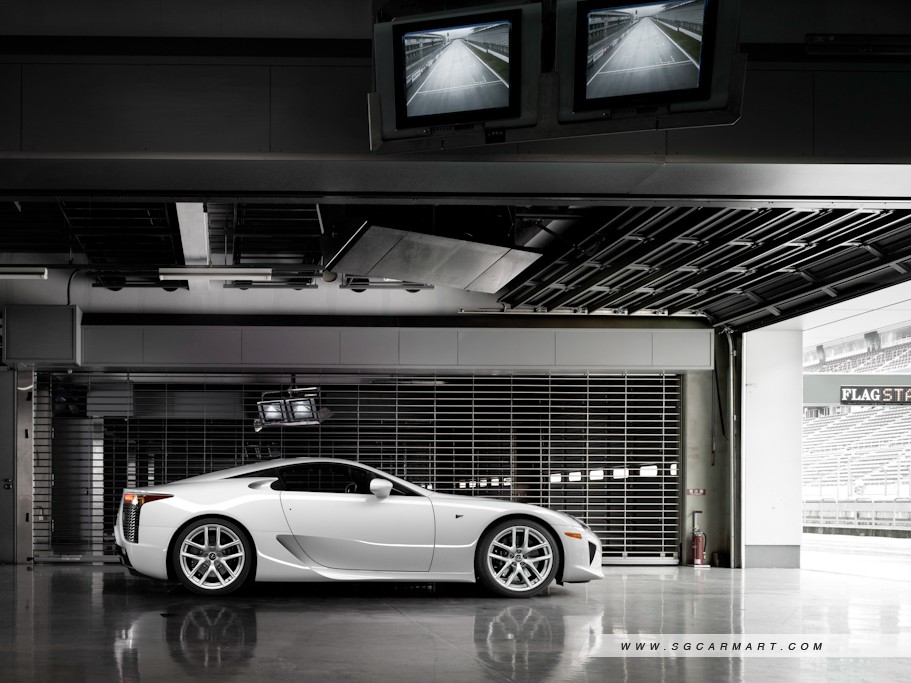 https://i.i-sgcm.com/new_cars/cars/10962/10962_g6