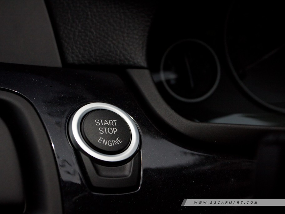 https://i.i-sgcm.com/new_cars/cars/10965/10965_g20