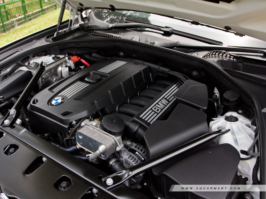 https://i.i-sgcm.com/new_cars/cars/10965/10965_g28