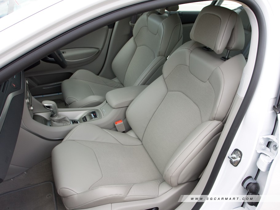 https://i.i-sgcm.com/new_cars/cars/10969/10969_g11