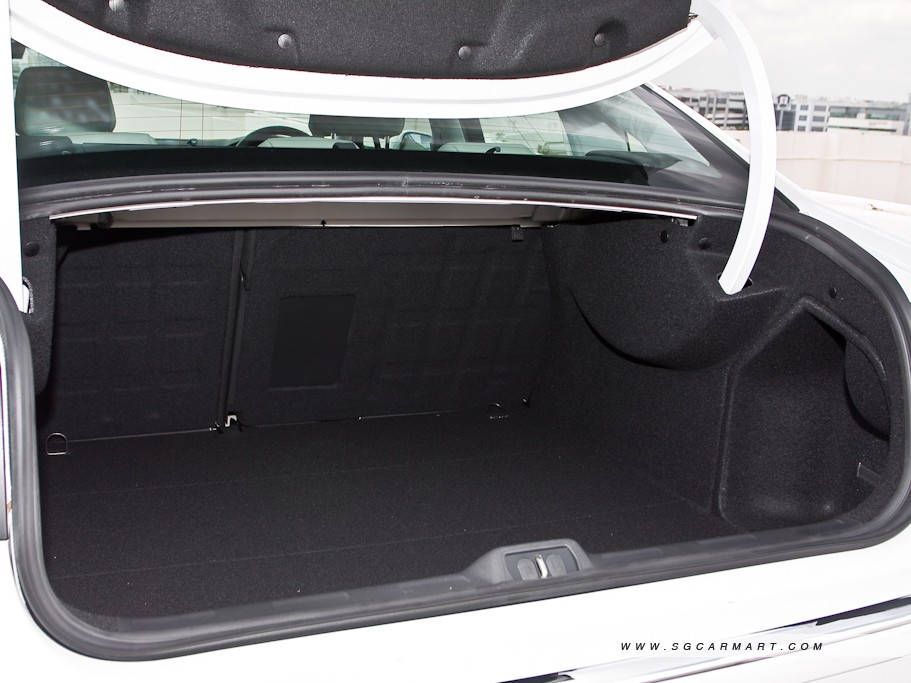 https://i.i-sgcm.com/new_cars/cars/10969/10969_g26