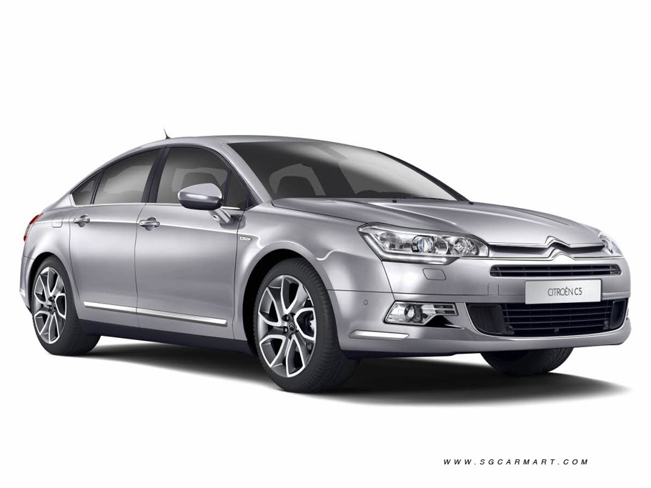 https://i.i-sgcm.com/new_cars/cars/10969/10969_g30