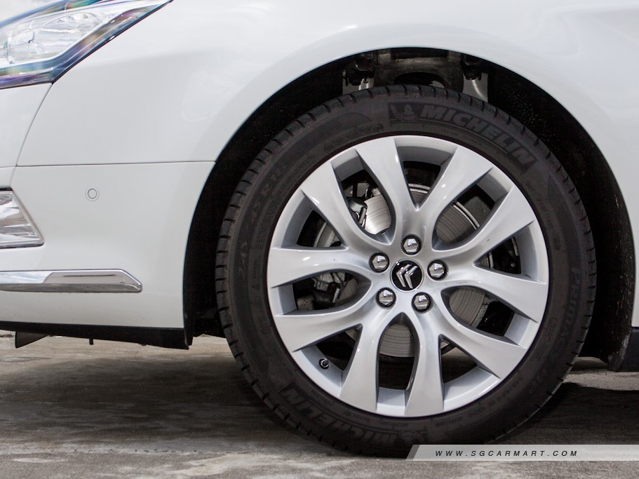 https://i.i-sgcm.com/new_cars/cars/10969/10969_g8