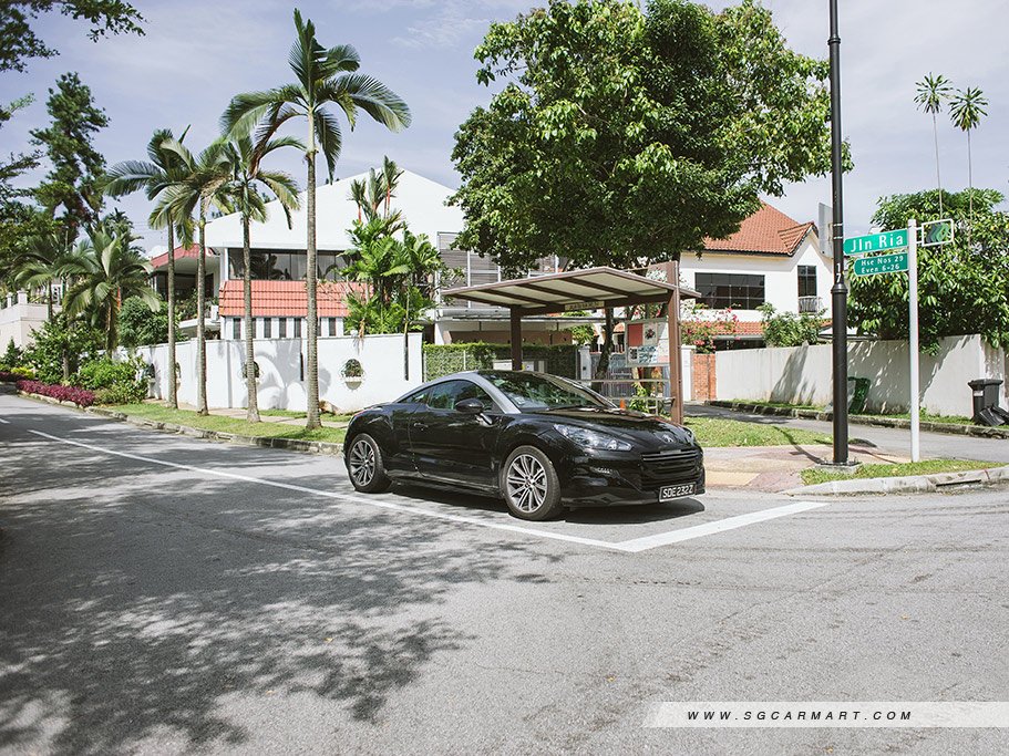 https://i.i-sgcm.com/new_cars/cars/10975/10975_g69