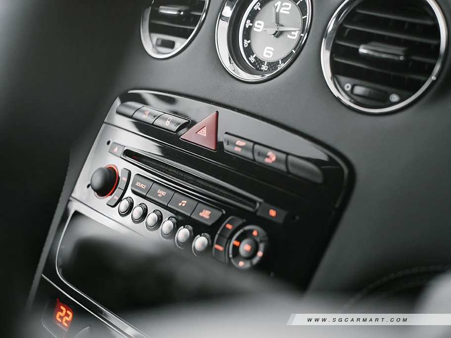 https://i.i-sgcm.com/new_cars/cars/10975/10975_g86