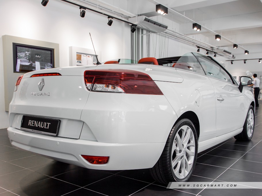 https://i.i-sgcm.com/new_cars/cars/10976/10976_g3