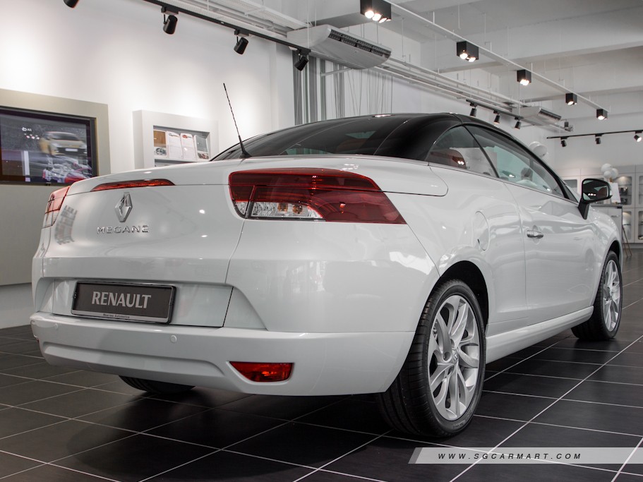 https://i.i-sgcm.com/new_cars/cars/10976/10976_g7
