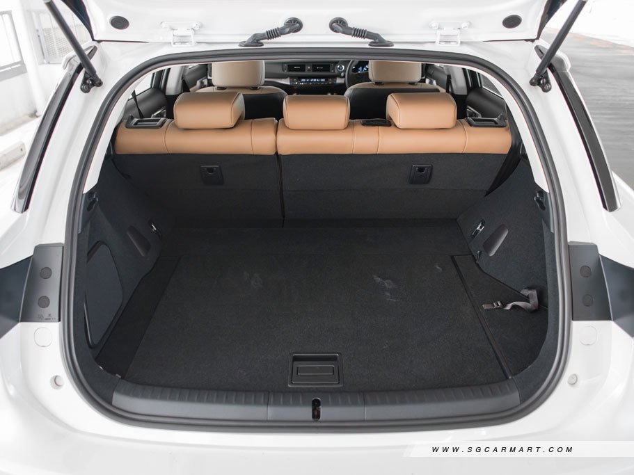 https://i.i-sgcm.com/new_cars/cars/10979/10979_g61