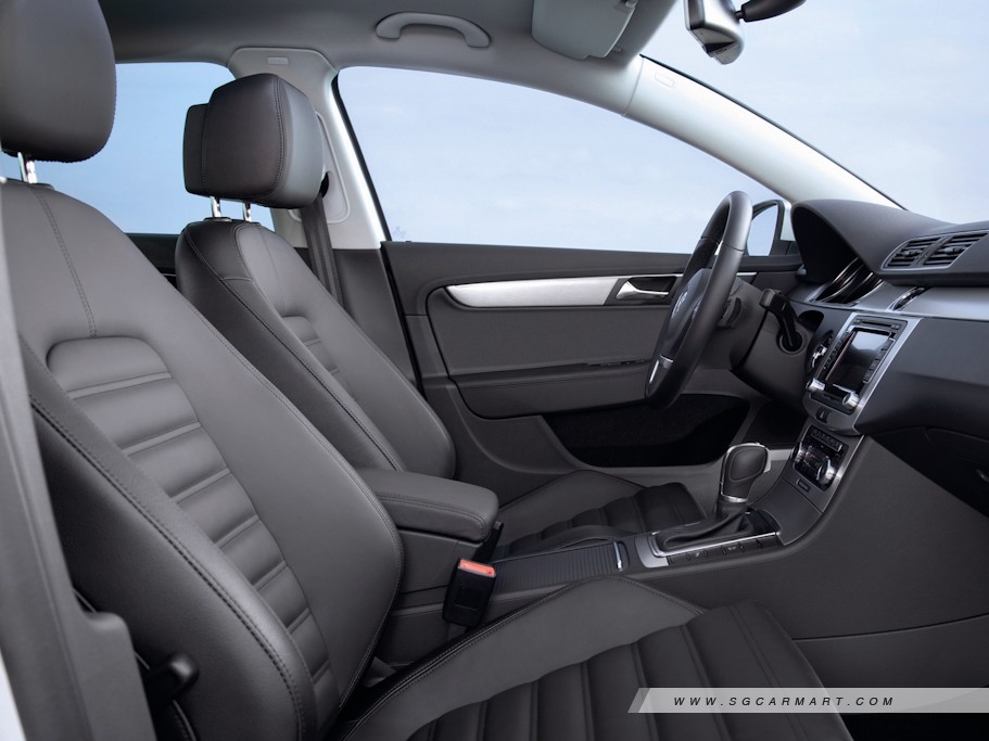 https://i.i-sgcm.com/new_cars/cars/10980/10980_g51