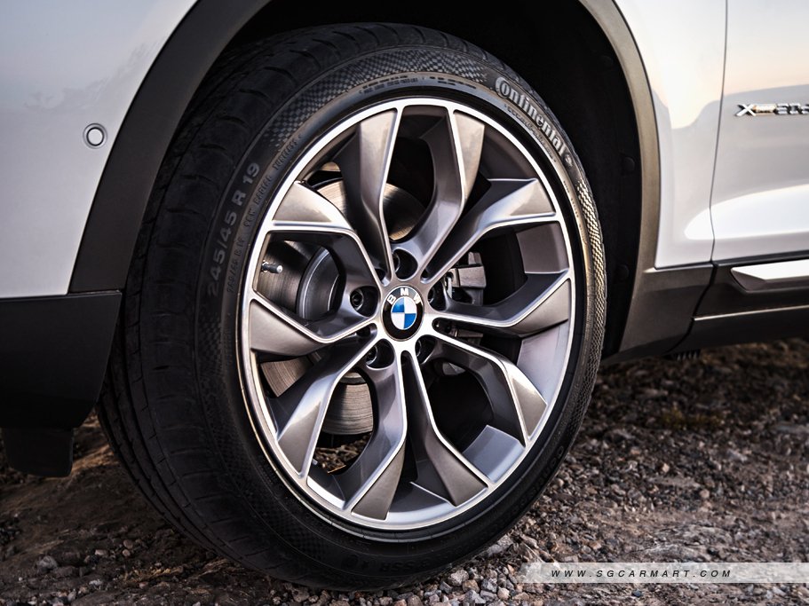 BMW X3 7