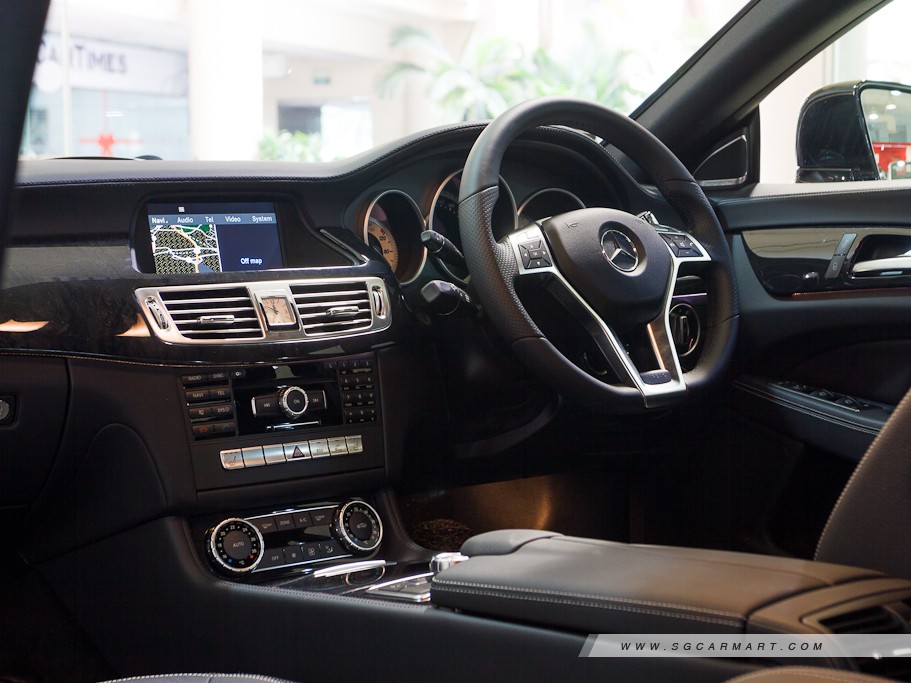 https://i.i-sgcm.com/new_cars/cars/10982/10982_g14