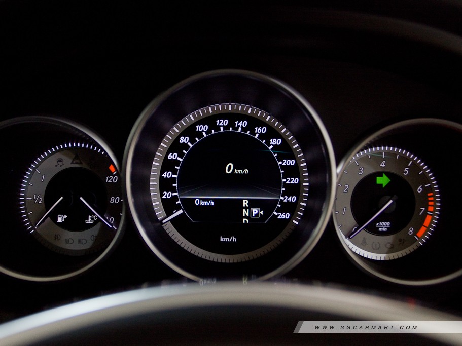 https://i.i-sgcm.com/new_cars/cars/10982/10982_g20