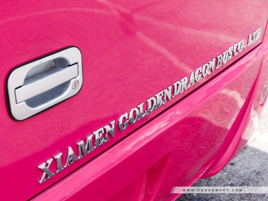 https://i.i-sgcm.com/new_cars/cars/10987/10987_g43