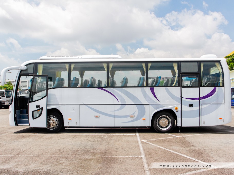 https://i.i-sgcm.com/new_cars/cars/10987/10987_g62