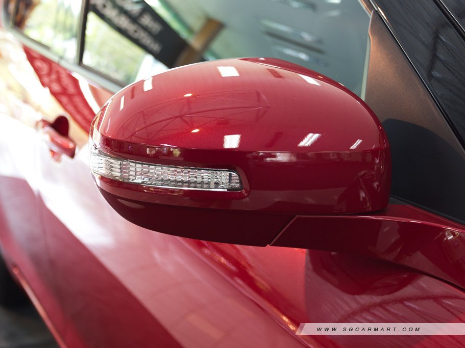 https://i.i-sgcm.com/new_cars/cars/10991/10991_g37